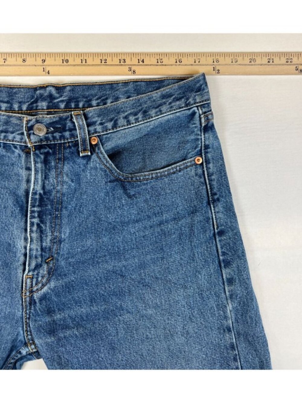 Levi's 505 Men's 35x32 Regular Fit Blue Denim Jeans Classic Straight Leg - Picture 7 of 7